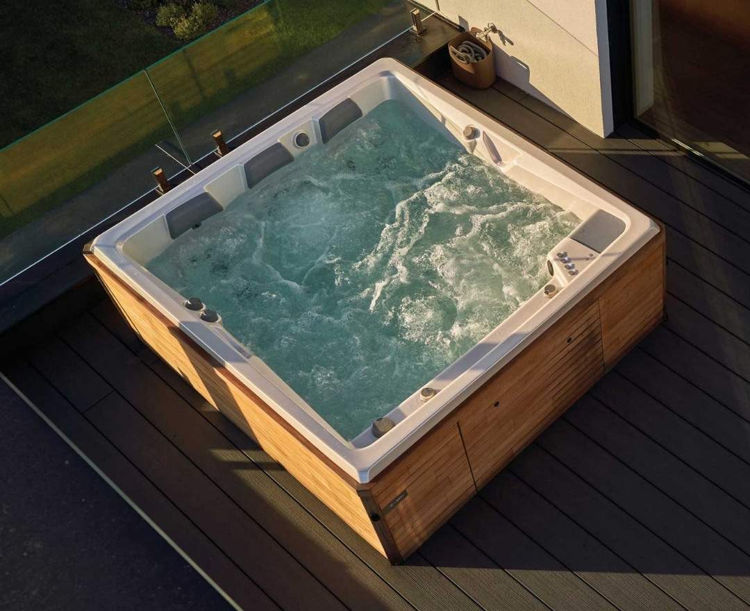 USSPA® - Persea iN - Outdoor Whirlpool