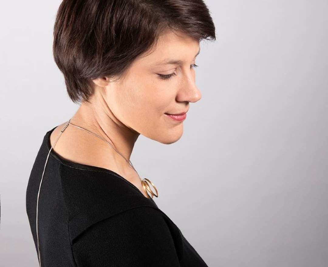 Jutta Ulland - Schwebende Linien