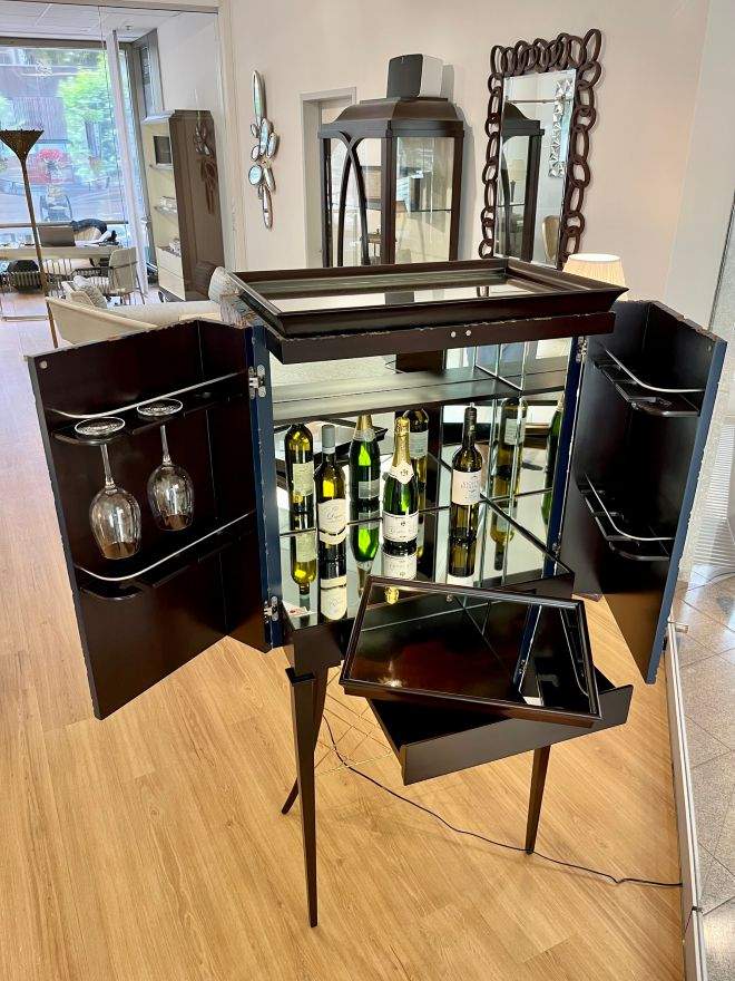 Christopher Guy - Barschrank OBERON handgefertigt