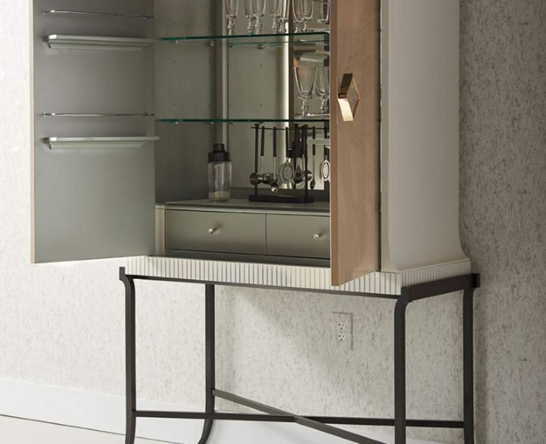 Caracole - Bar Cabinet / Wohnbar Caracole HIGH EXPECTATIONS