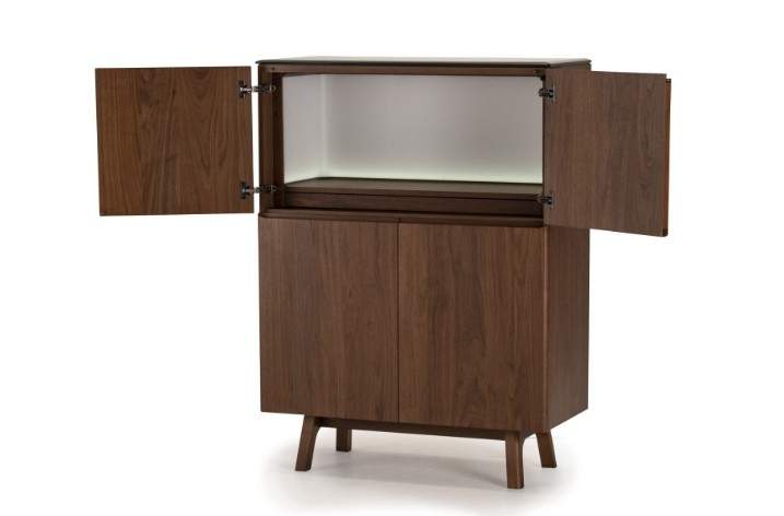 CondeHouse - TEN High Board Bar