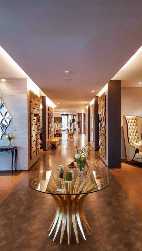 Christopher Guy - Runder Esstisch Akzenttisch NIEMEYER