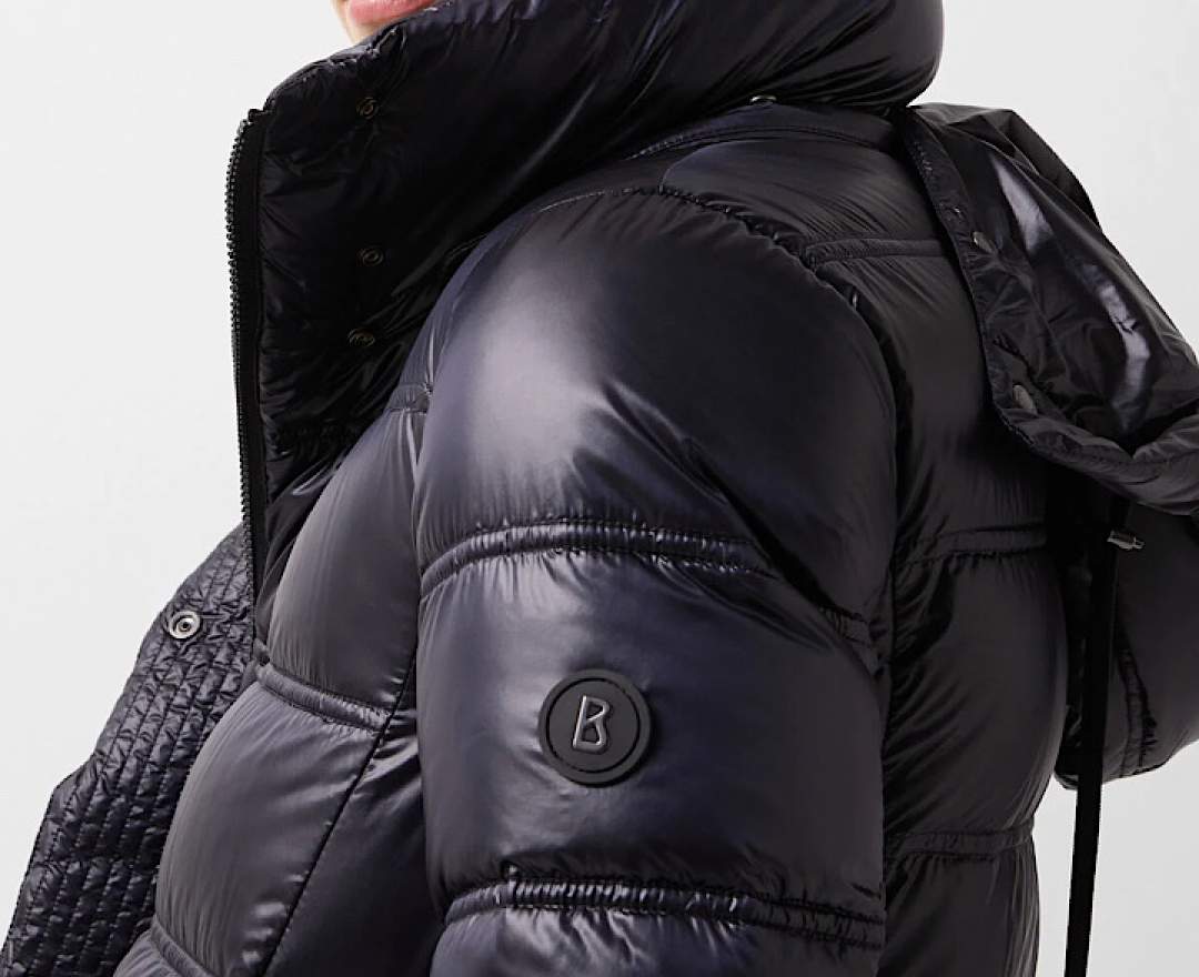 Bogner - Daunen-Kurzmantel Lynn in Navy-Blau