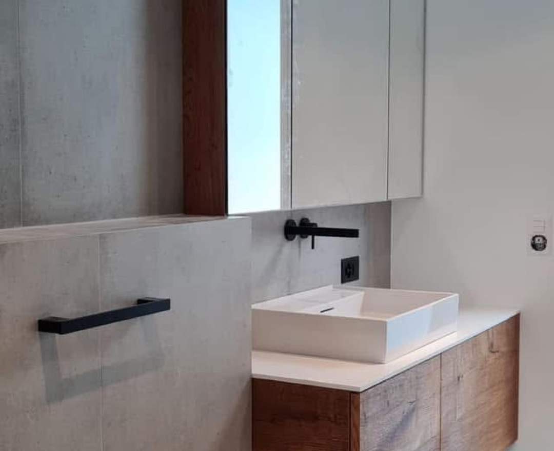 Holz und formen Huber - Badzimmermöbel