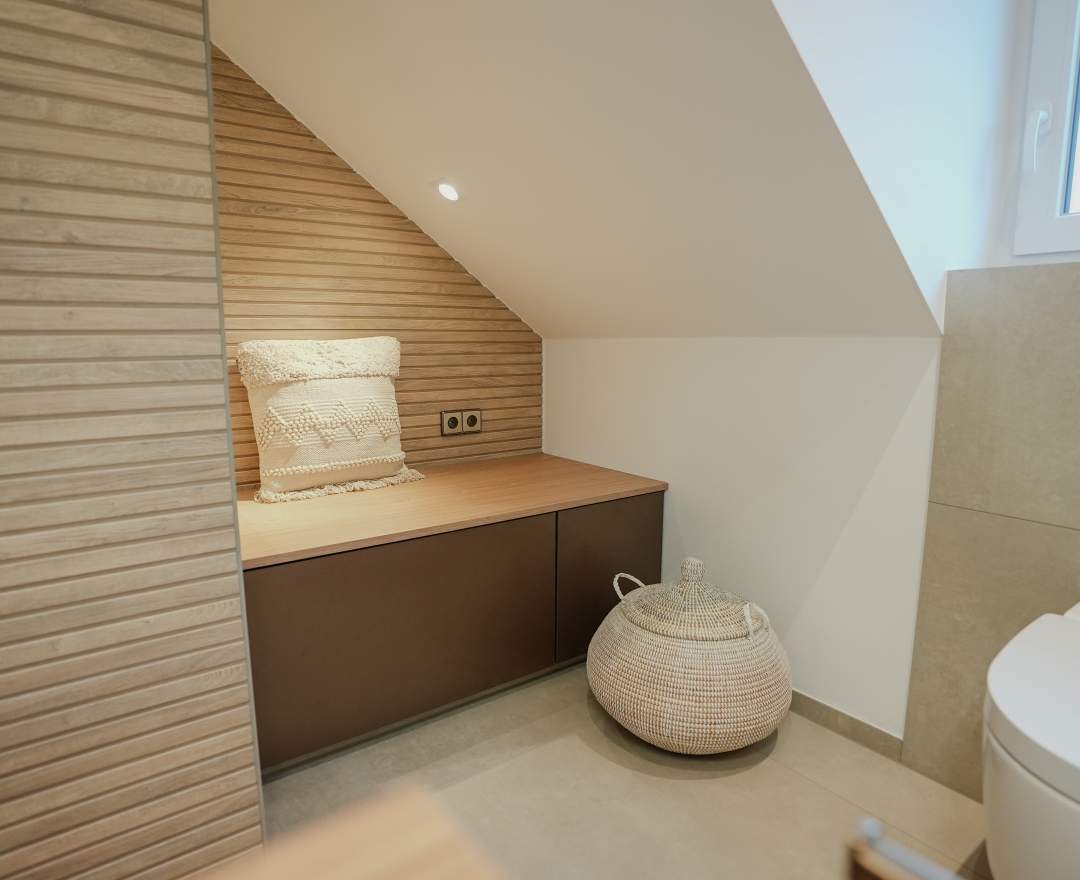 Bagno Badstudio - Bad mit Dachschräge