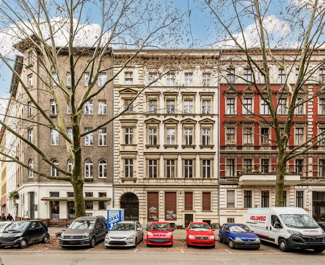 BSK Immobilien GmbH - Bezugsfreie 6-Zimmer-Wohnung in Kreuzberg