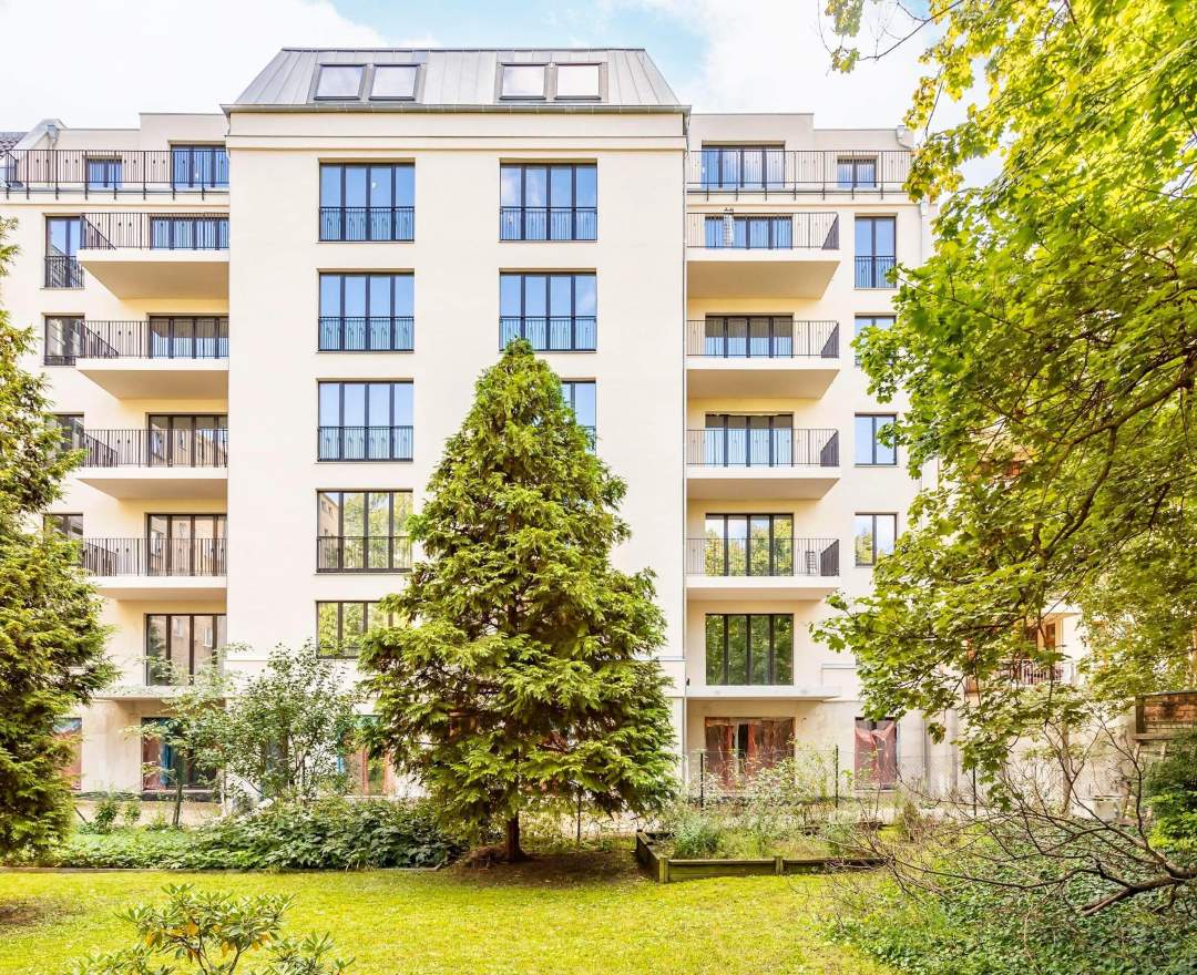 BSK Immobilien GmbH Dachgeschosswohnung mit Aufdachterrasse in Friedrichshain!