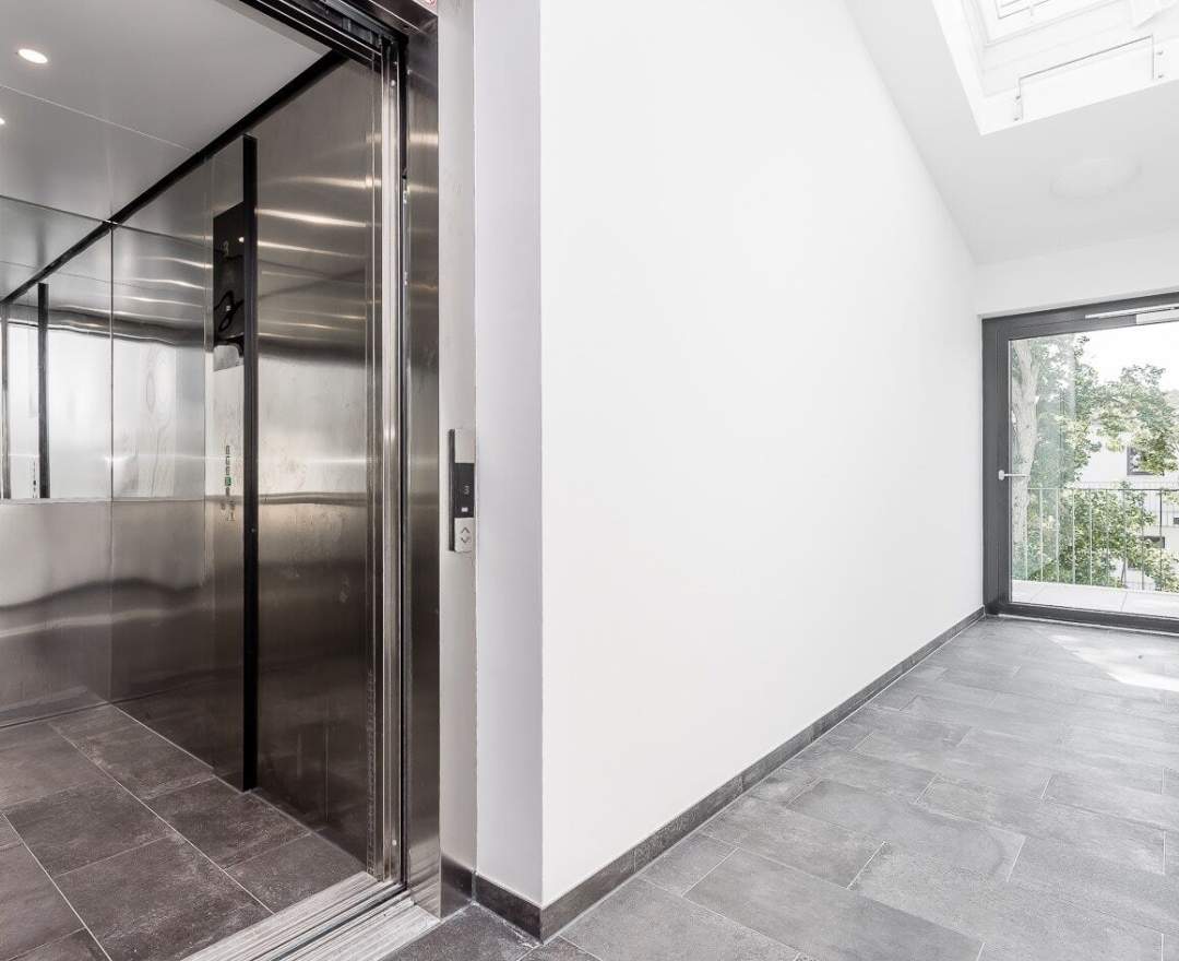 BSK Immobilien GmbH - Kronenpark! Vermietete 4-Zimmer-Terrassenwohnung mit moderner Einbauküche