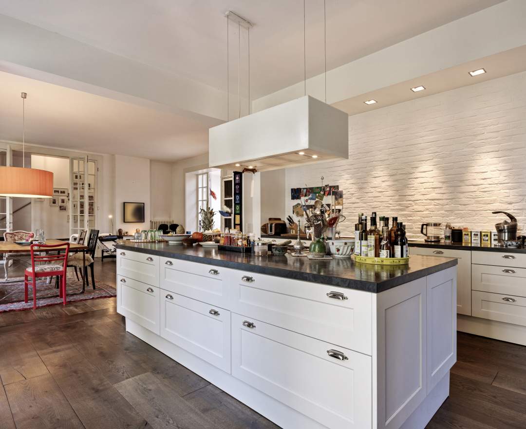 Schmidt Immobilien - Charmante Altbauvilla im Herzen Kölns – urbaner Luxus.