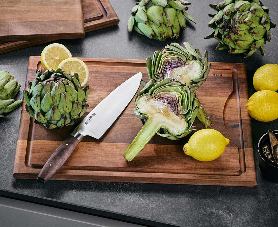 GEFU - Schneidebrett ENNO, groß mit Saftrille, Walnussholz