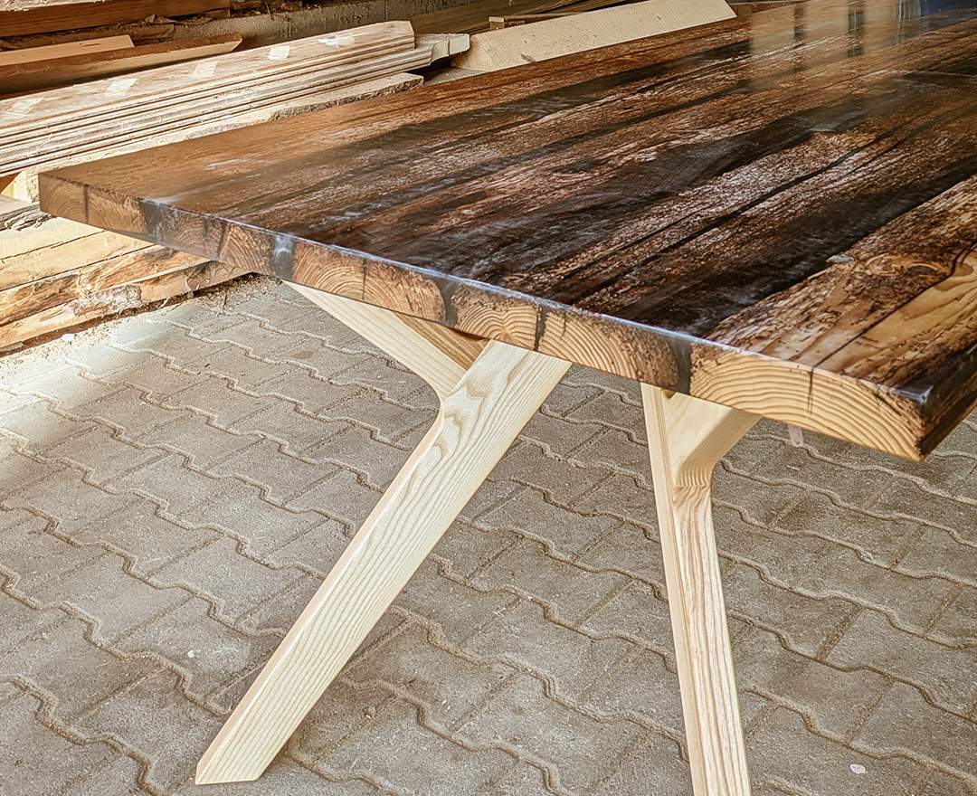 liebwerk - Tisch aus Altholz Fichte