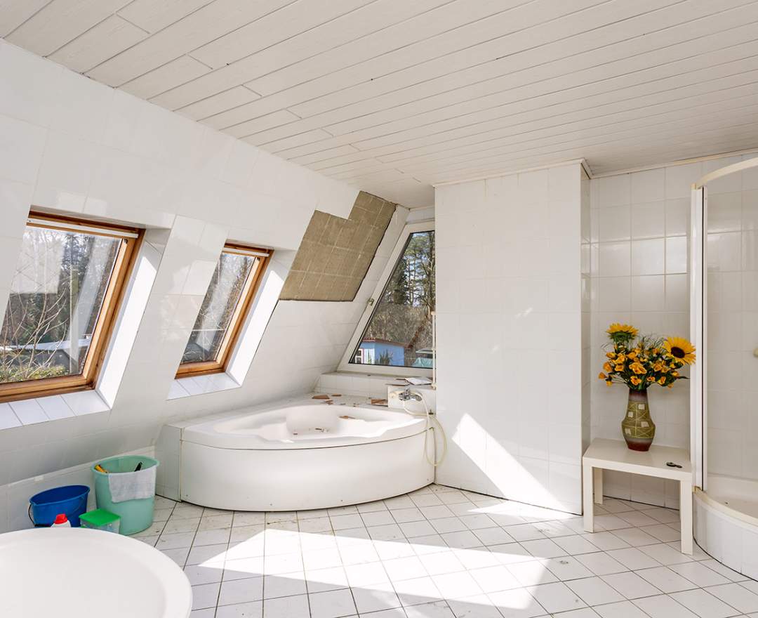 BSK Immobilien GmbH - Zweifamilienhaus mit Wasserzugang und viel Potenzial am Krüpelsee