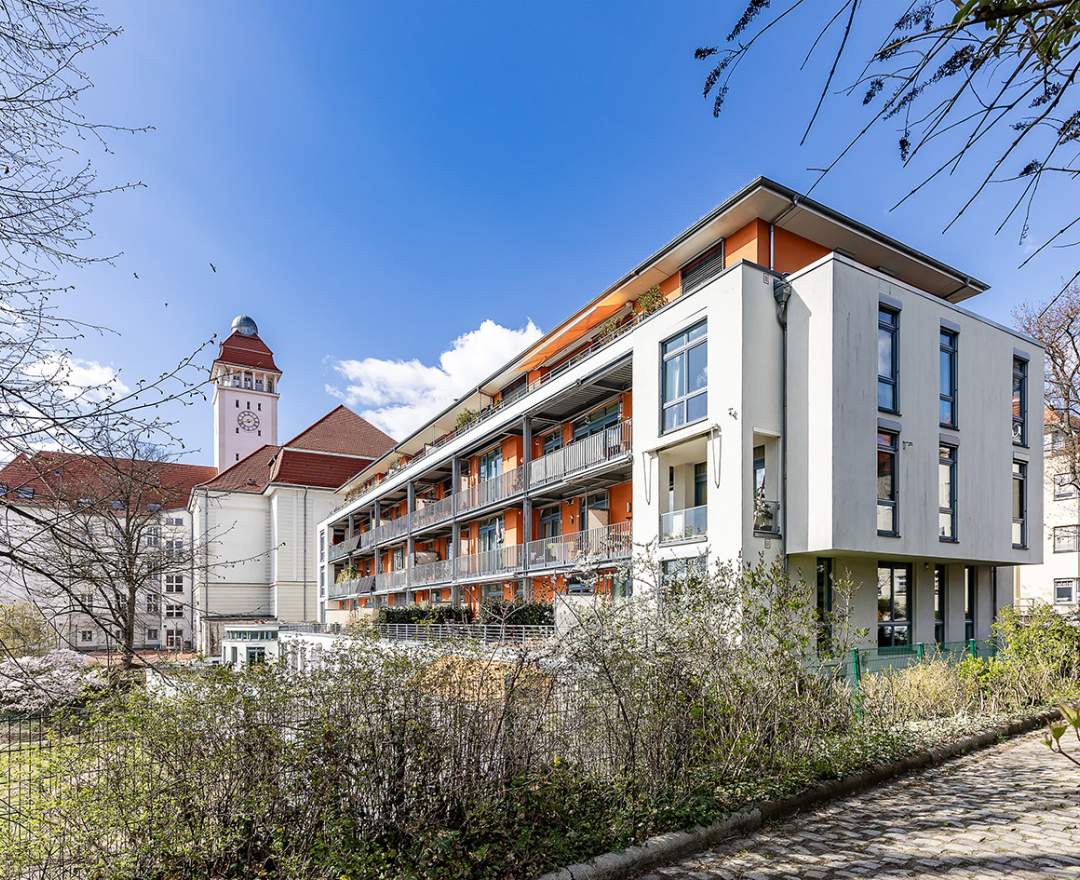 BSK Immobilien GmbH Vermietete Erdgeschosswohnung mit Terrasse am Hohenzollerndamm