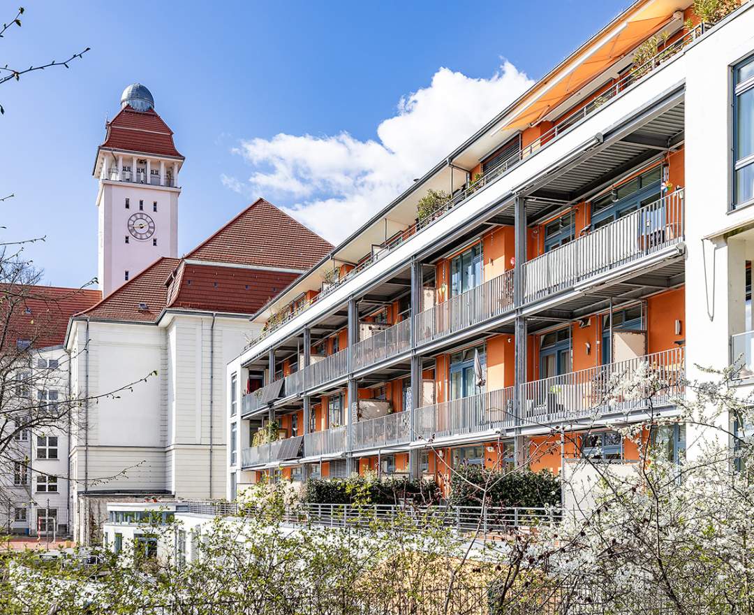 BSK Immobilien GmbH - Vermietete Erdgeschosswohnung mit Terrasse am Hohenzollerndamm