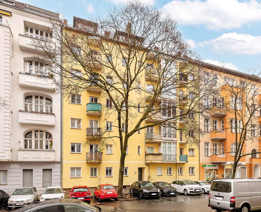 BSK Immobilien GmbH Vermietete Etagenwohnung in erstklassiger Lage an der Kantstraße
