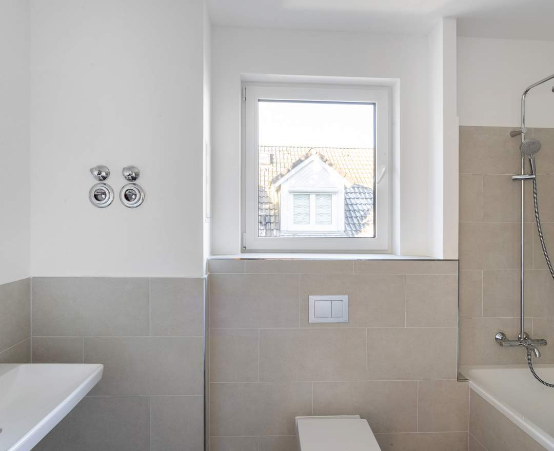 BSK Immobilien GmbH - Exklusives Wohnen am See – Aufgeteilter Neubau mit sechs Wohneinheiten in zweiter Wasserlage an der Großen Krampe in Berlin-Müggelheim