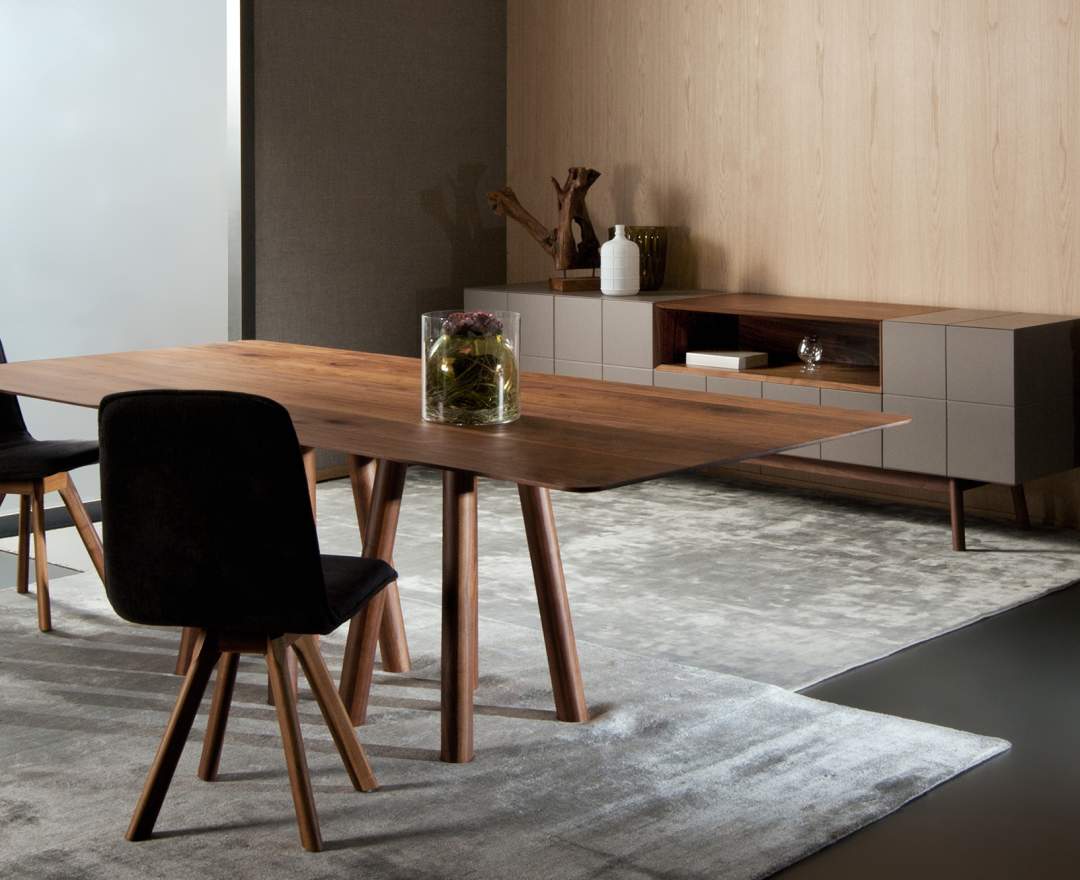 AL2 Al B 012 Stuhl – Luxuriöser Designer-Polsterstuhl mit massivem Echtholzgestell