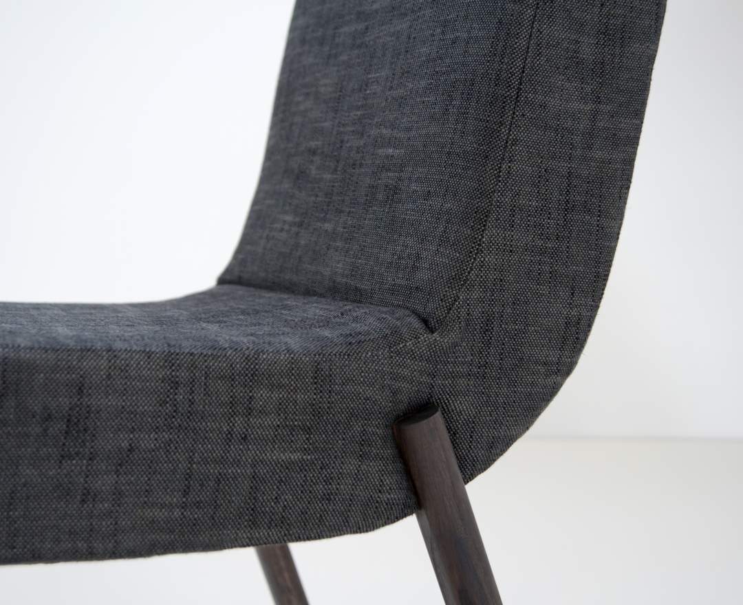 AL2 - Fatty 012 Stuhl – Extravaganter Luxus-Polsterstuhl für maximalen Komfort und gemütliche Eleganz