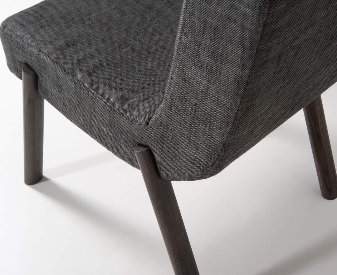 AL2 - Fatty 012 Stuhl – Extravaganter Luxus-Polsterstuhl für maximalen Komfort und gemütliche Eleganz