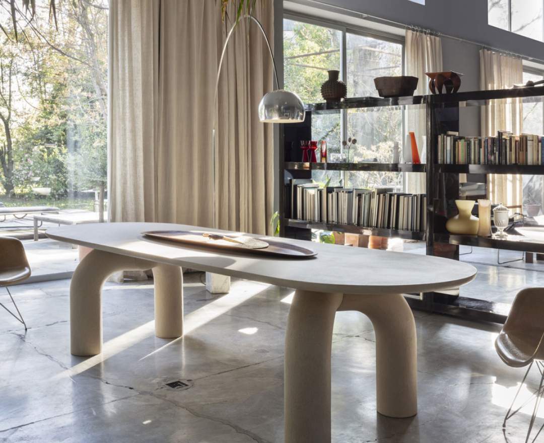 Mogg - Esstisch Elephante – Monolithischer Luxus-Tisch und skulpturales Statement-Piece