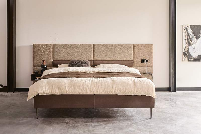 Möller Design The Grid – Architektonisches Luxus-Polsterbett mit geometrischer Raster-Ästhetik