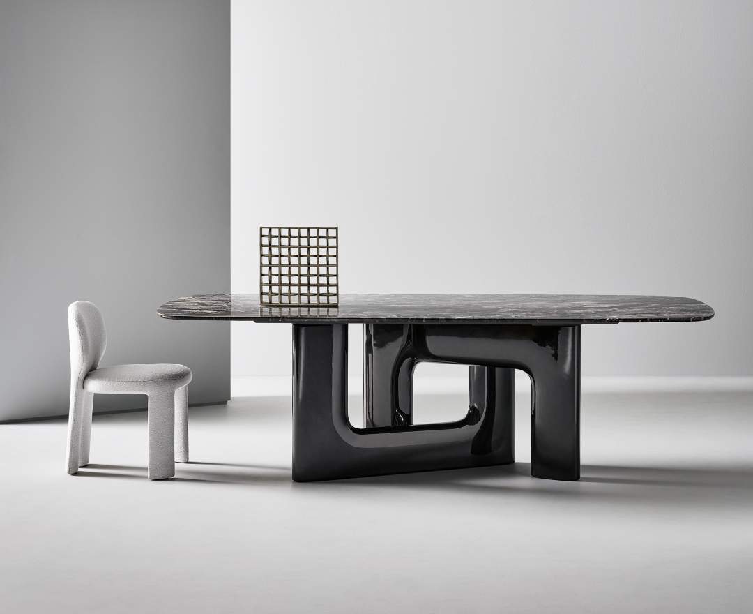 Bonaldo Liaison Esstisch – Skulpturales Luxus-Meisterwerk mit architektonischer Eleganz und italienischer Design-Exzellenz