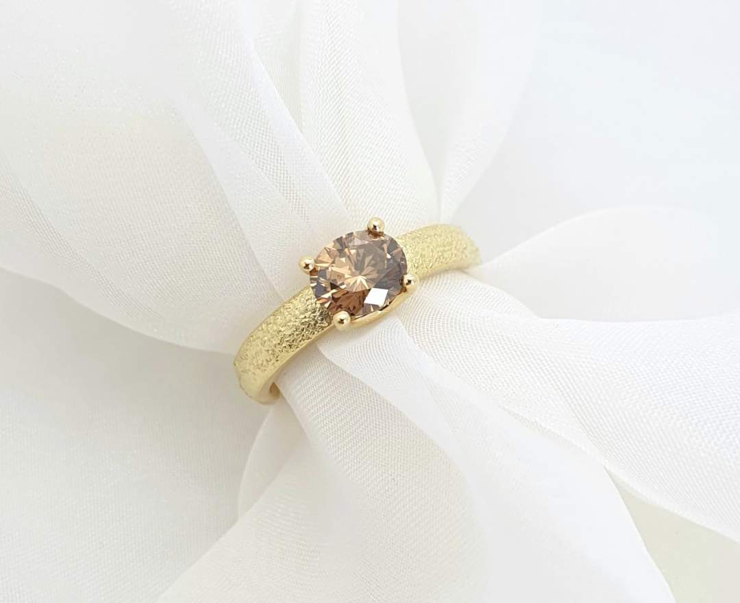 echt-es - echt-es® Unikat: Sternenstaub-Ring mit braunem Diamant