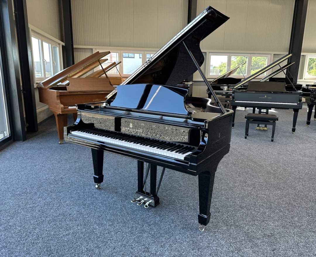 Steinway & Sons - Steinway & Sons Flügel, Modell O-180, Onyx Edition