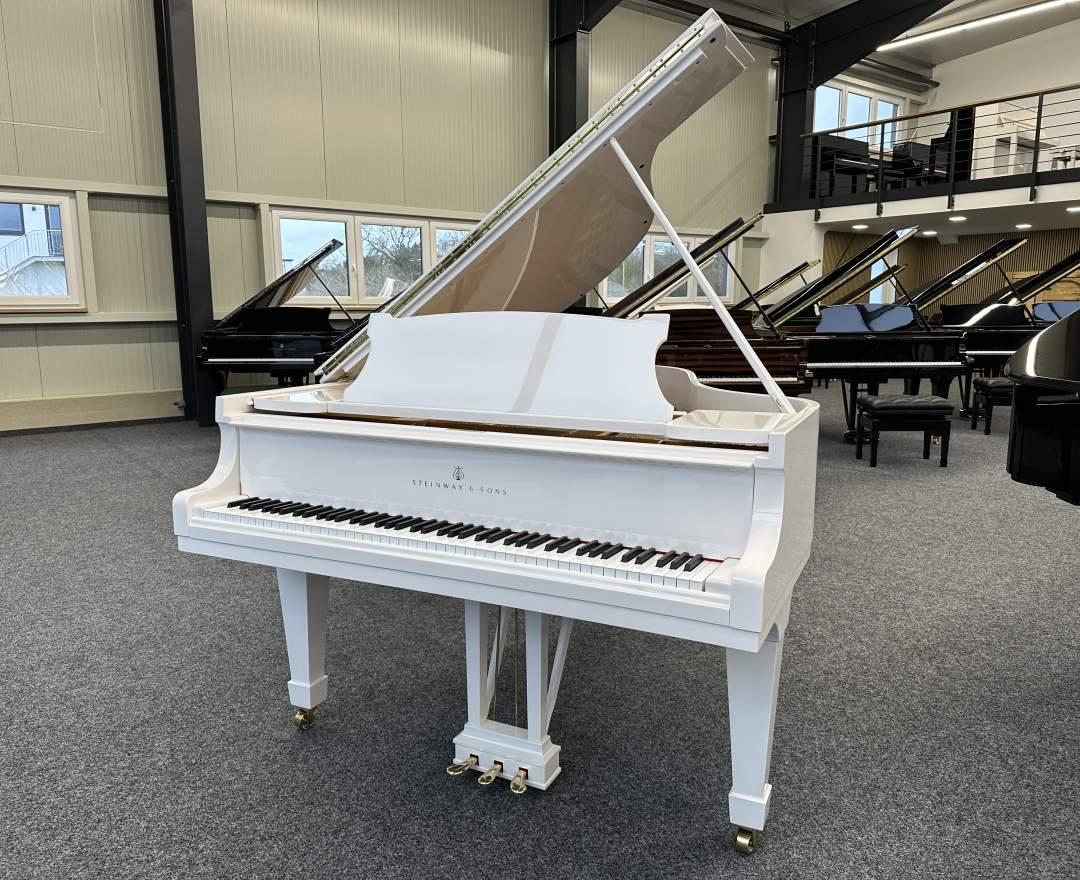 Steinway & Sons Steinway & Sons Flügel, Modell O-180, weiß poliert
