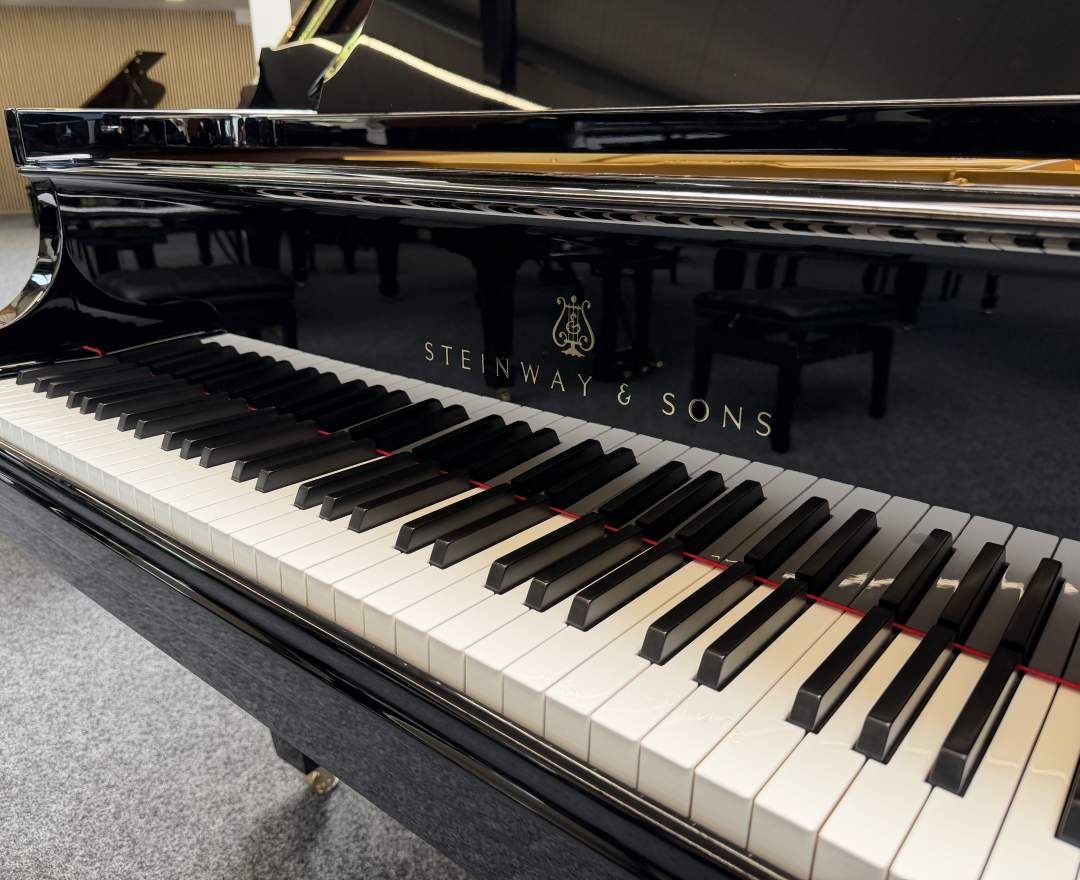 Steinway & Sons - Steinway & Sons Flügel, Modell B-211