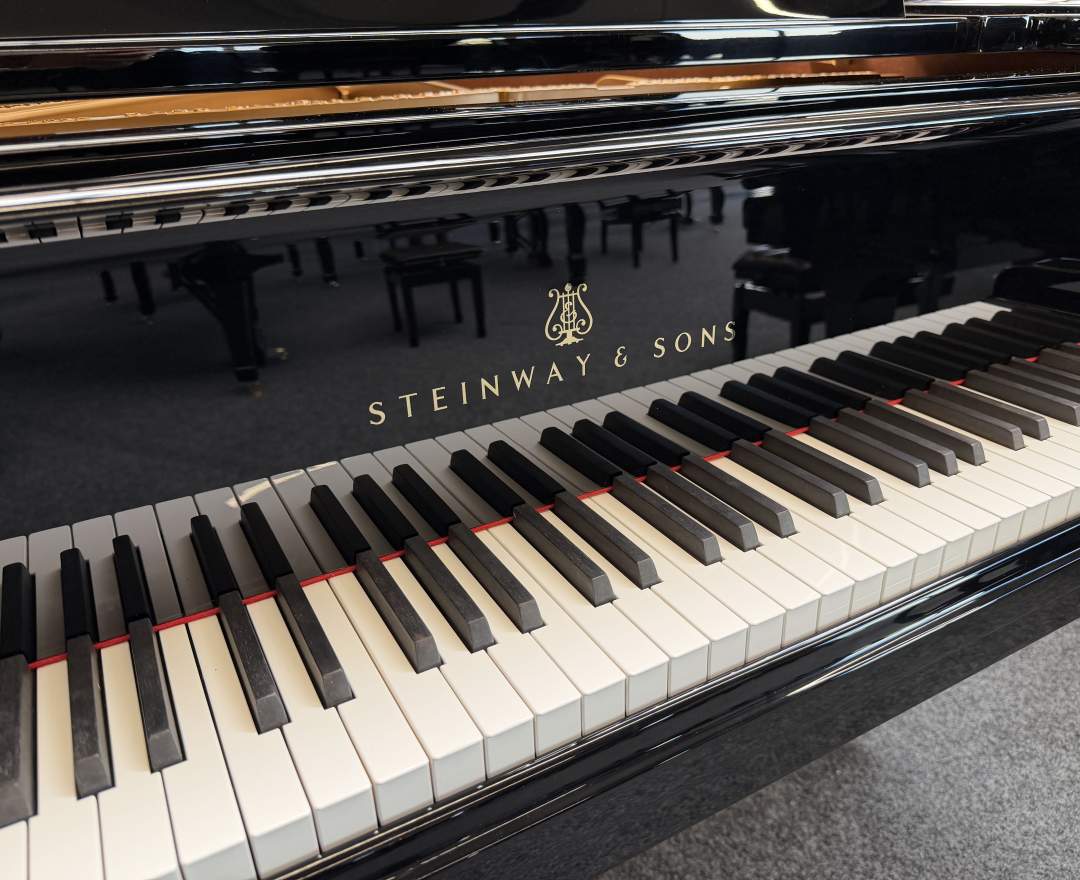 Steinway & Sons - Steinway & Sons Flügel, Modell B-211