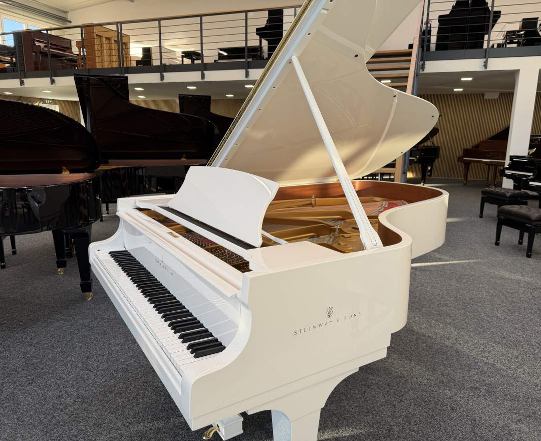 Steinway & Sons - Steinway & Sons Flügel, Modell B-211, weiß poliert