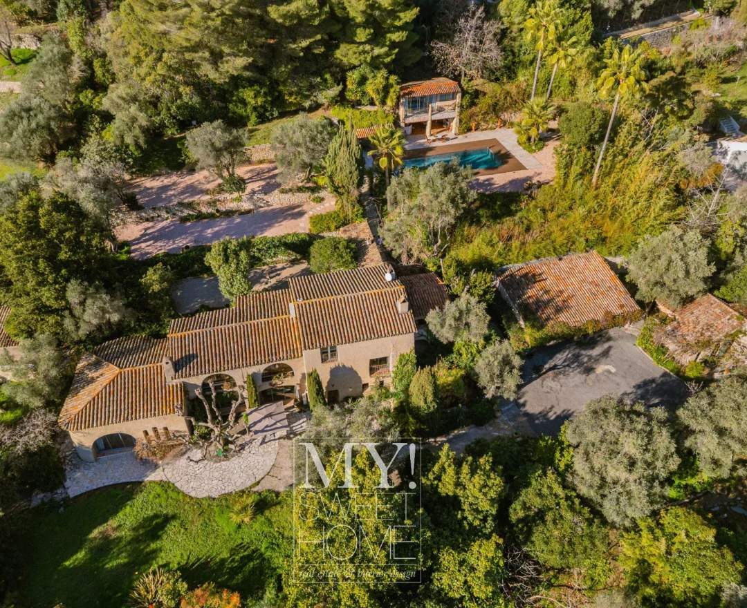 REF. 86968121 - Mougins | Exklusives Anwesen mit Panoramablick | 6.903 m² Parkgrundstück | Swimmingpool
