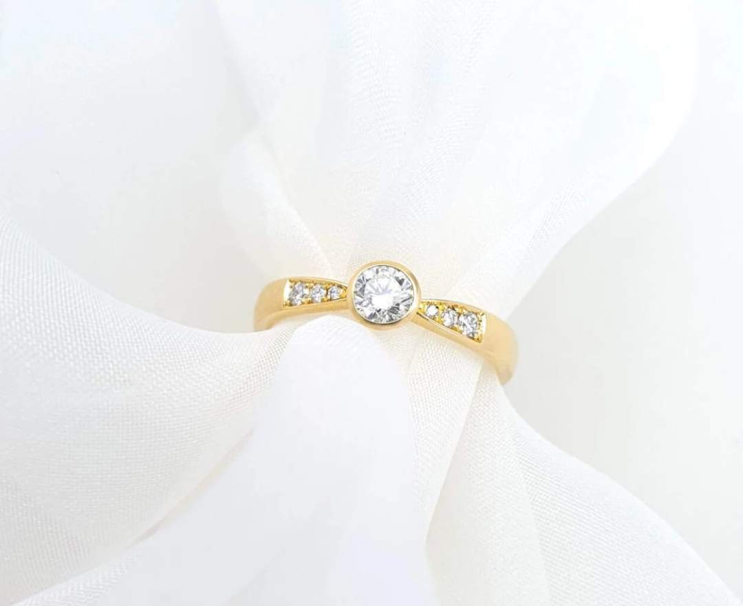 echt-es Brillant-Ring 