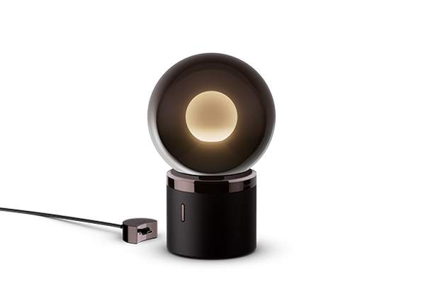 Occhio Luna Pura phantom + charging puck Akku-Tischleuchte für stilvolle Wohnräume