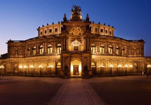 BRILLIANCE CLUB - Weihnachtszauber und Lichterglanz am 2. Adventswochenende in Dresden