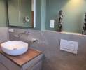 Bagno Badstudio - Bad mit ebenerdiger Walk-in-Dusche & halbfreistehender Badewanne in Wiesbaden – 7,8 m² Thumbnail
