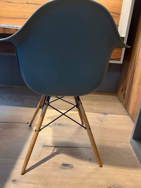 Vitra - Vitra Eames Armchair