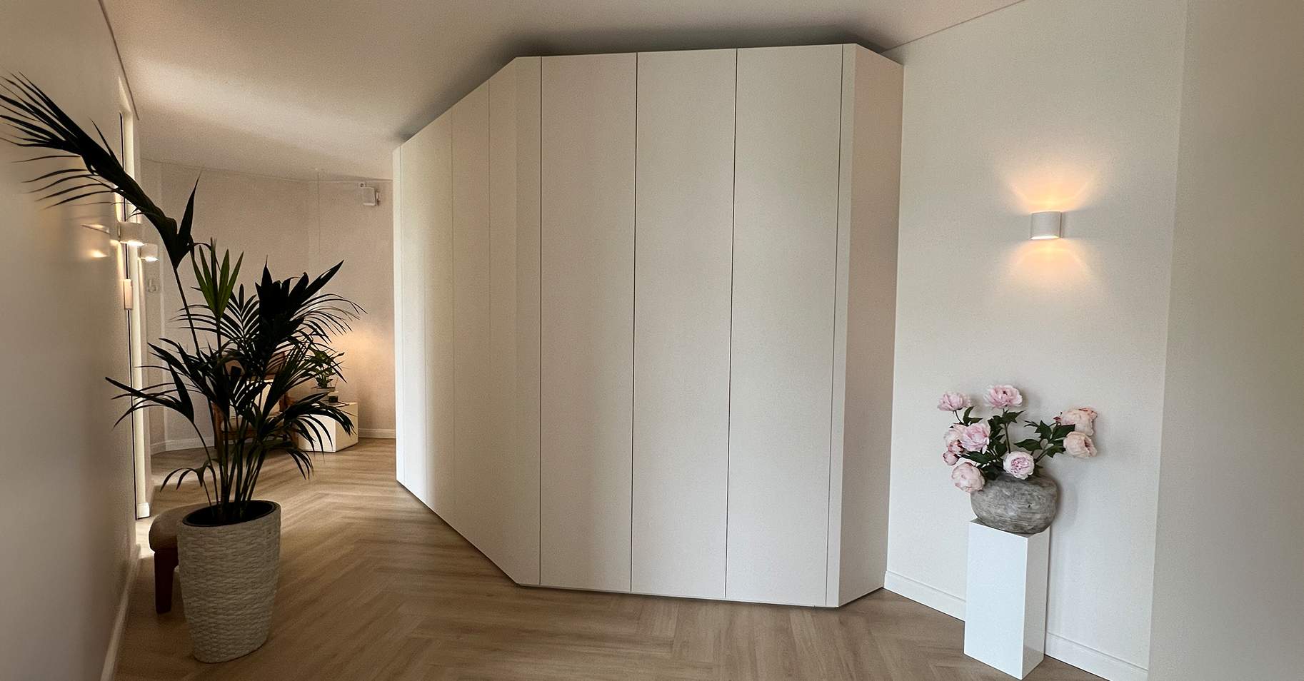 VAN DEN BOOM - M&ouml;bel Design