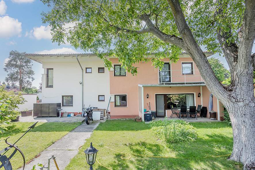 Bsk immobilien - Zweifamilienhaus zwischen Alt-Buckow und den Gropius Passagen!