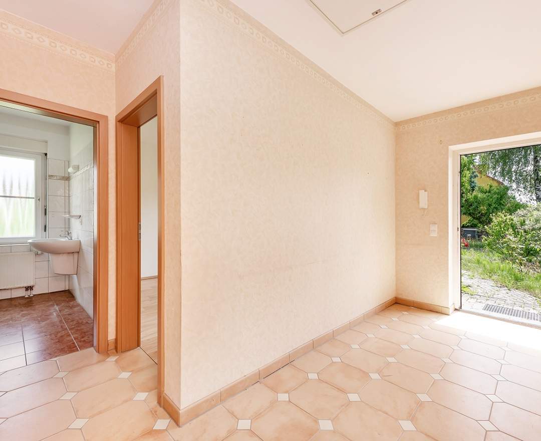 Bsk immobilien - Großzügiges Grundstück mit Einfamilienhaus in Berlin-Mahlsdorf