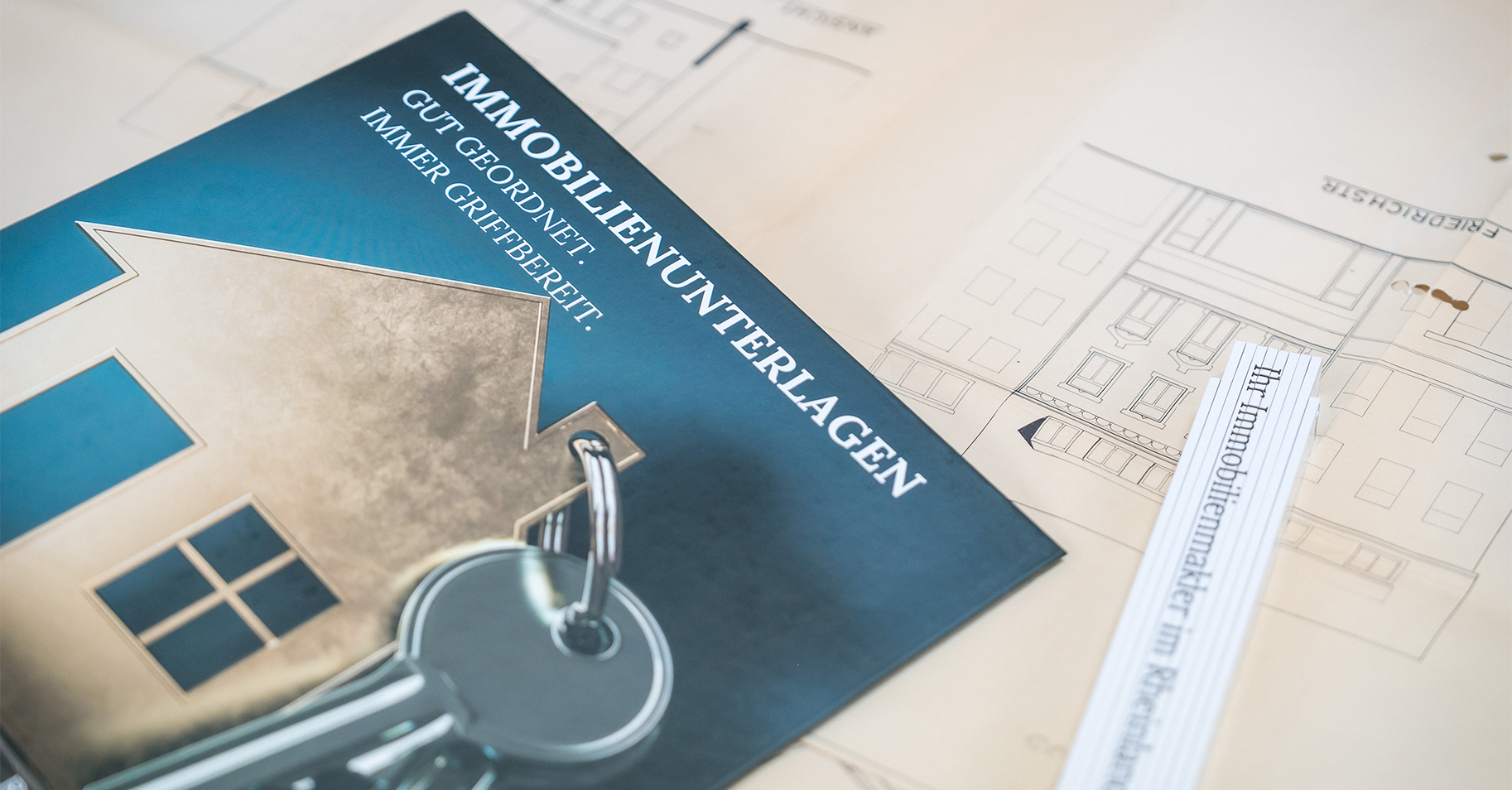 Immobilienunterlagen von Immobilienmakler