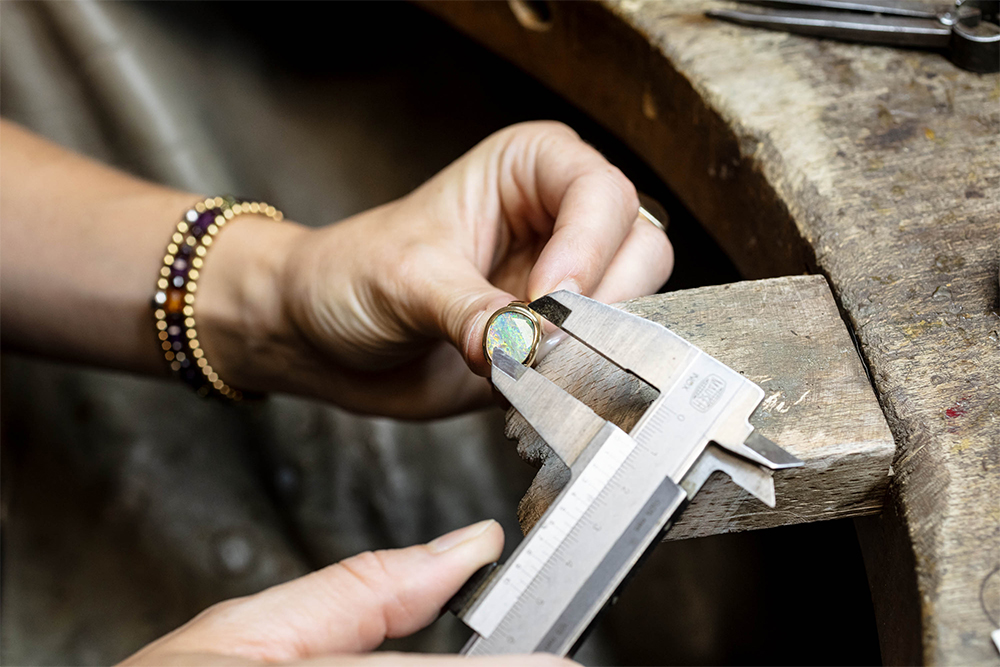 Anfertigung von Opalsteinen