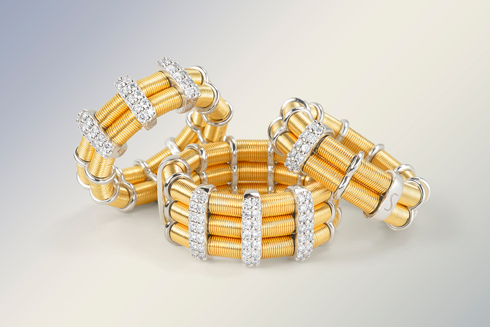 Goldene Ringe von Silhouette Schmuck 