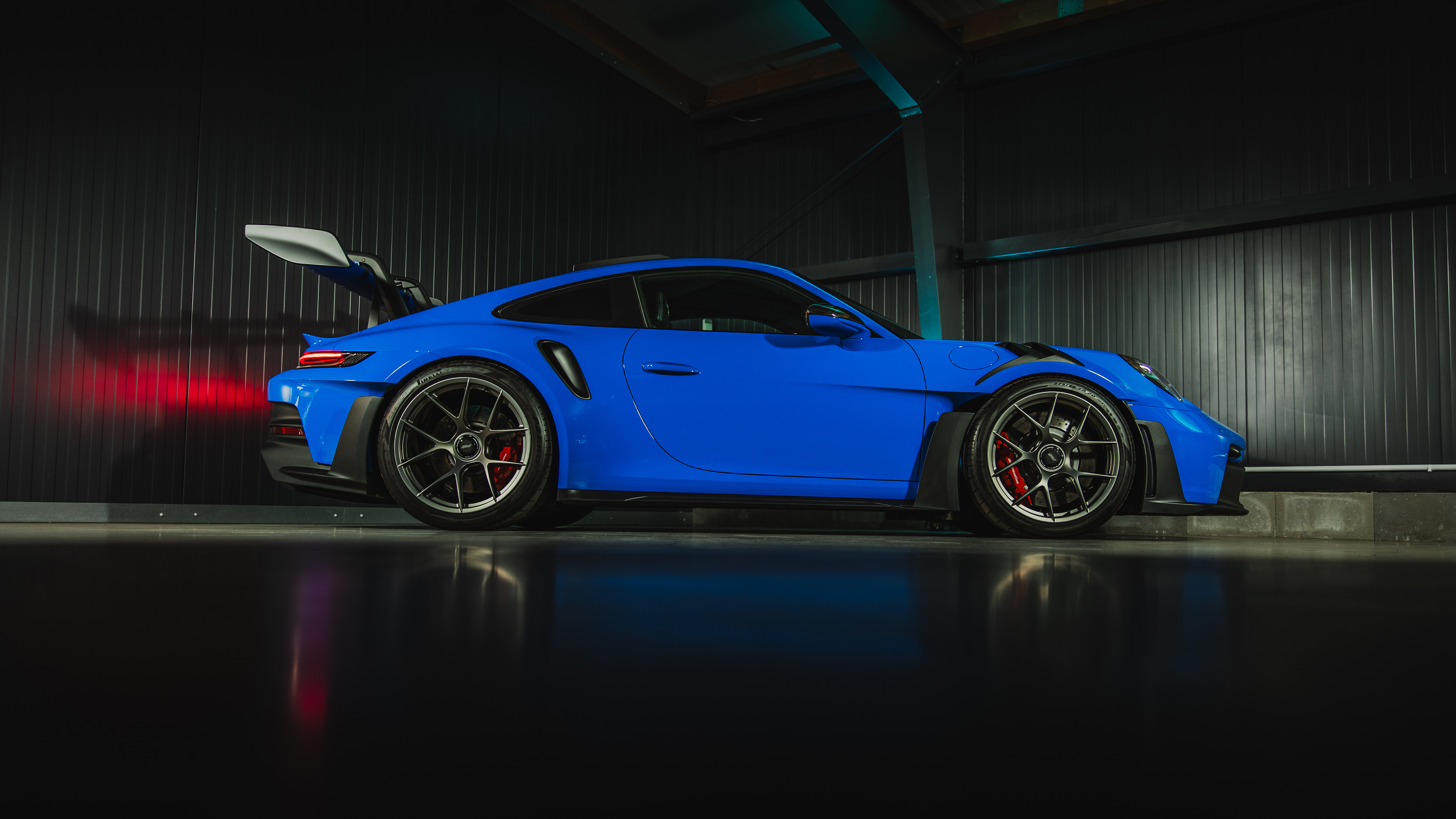 blauer Porsche von DriveStyle