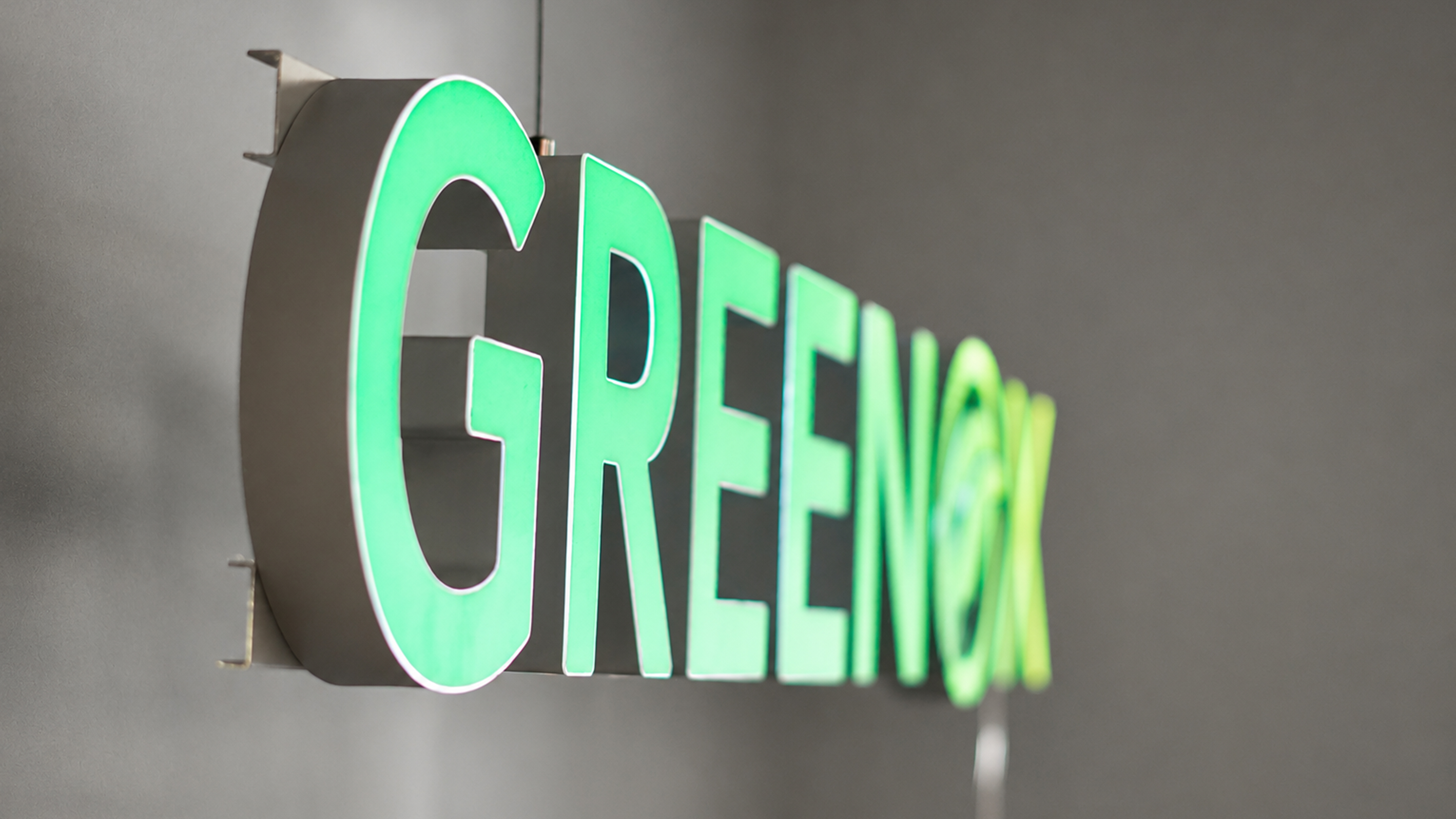 Greenox Neon Schriftzug