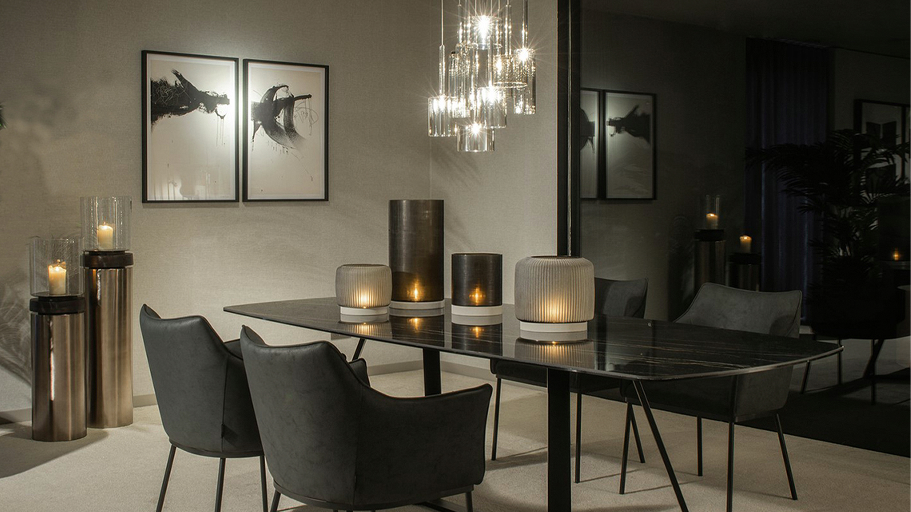 Luxuri&ouml;ses Esszimmer-Design von Pure Highlight: Ortrud Arning kombiniert exklusives Interior Design mit stimmungsvollen Lichtkonzepten