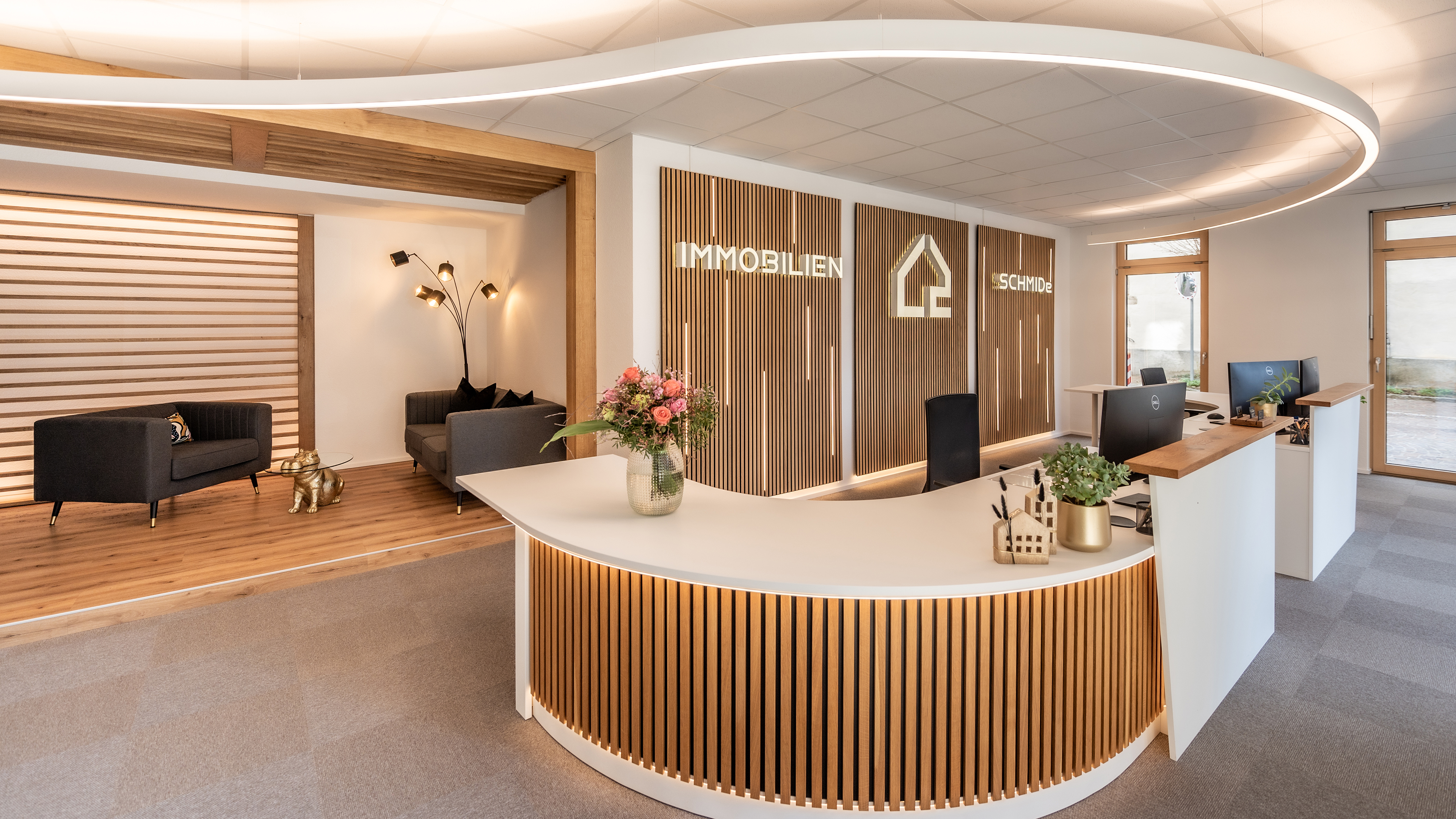 Empfangsbereich B&uuml;ro IMMOBILIEN SCHMIDe