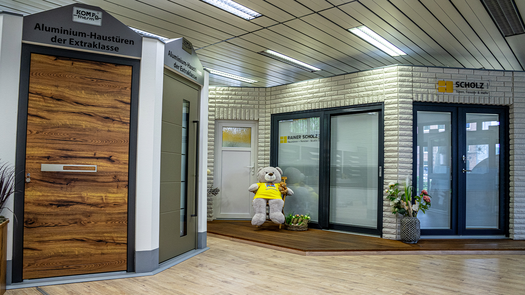 Fenster und Haust&uuml;ren