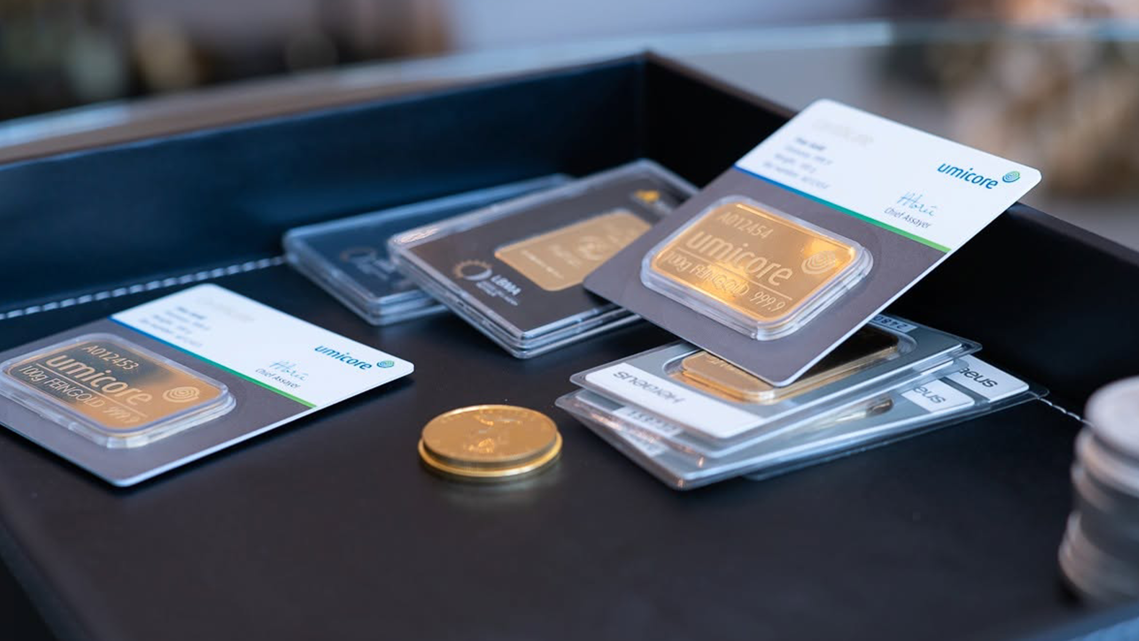 Goldbarren und Goldmünzen kaufen für eine ausgewogene Goldanlage